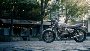 Street Twin